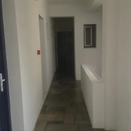 Bella Vista Apartment *